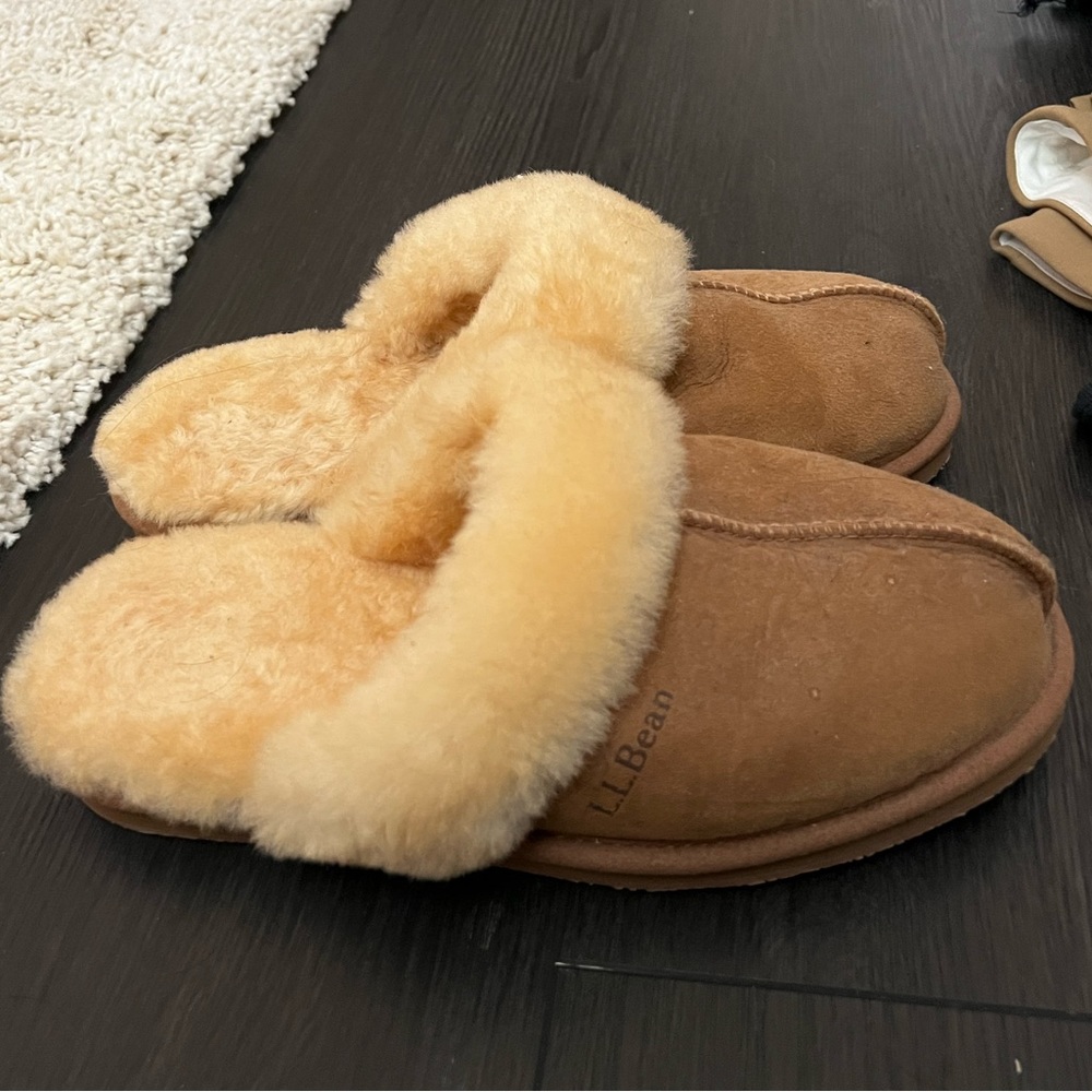 LL Bean slippers